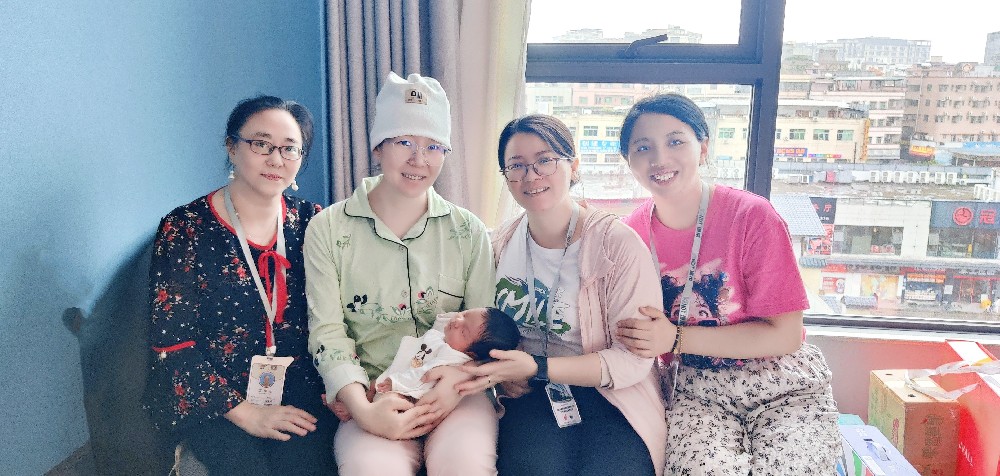 深圳微視：以愛(ài)之名，慰問(wèn)生育女職工